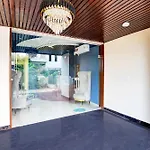 Hotel O Radha Vrinda
