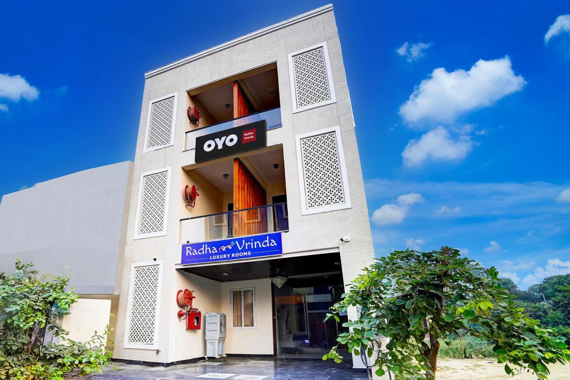 Hotel O Radha Vrinda Vrindavan